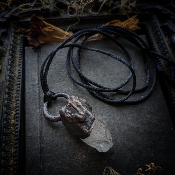 Quartz Pendant - Picture 1 of 8